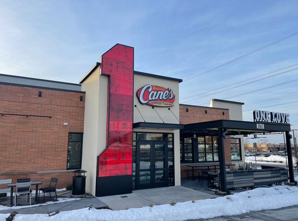Raising Cane's Chicken Fingers: 3065 White Bear Ave N, Maplewood, MN 55109